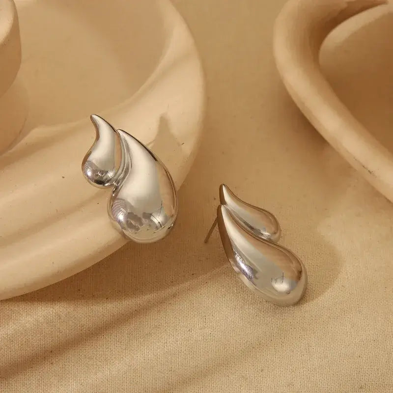 Double Drop – Waterproof Gouden Oorbellen | Meena Rotterdam