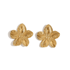 Flowerbomb – Waterproof gouden oorbellen op witte achtergrond – Meena Rotterdam
